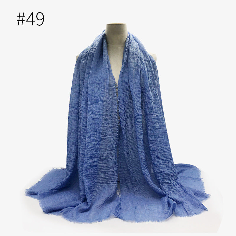 Soft Bubble Cotton Hijab with Fringes – Elegant & Cozy