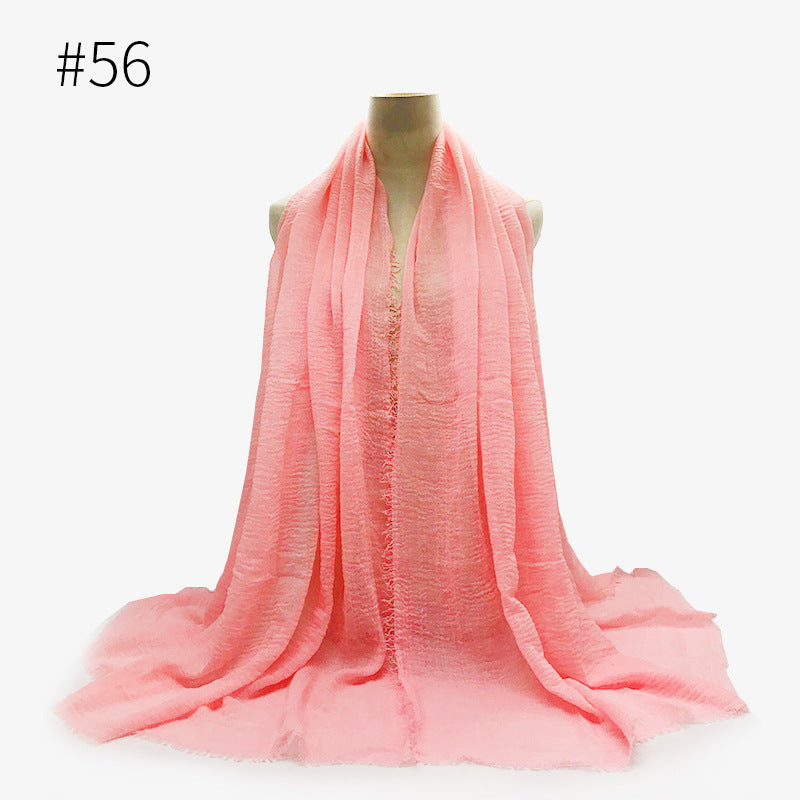 Soft Bubble Cotton Hijab with Fringes – Elegant & Cozy