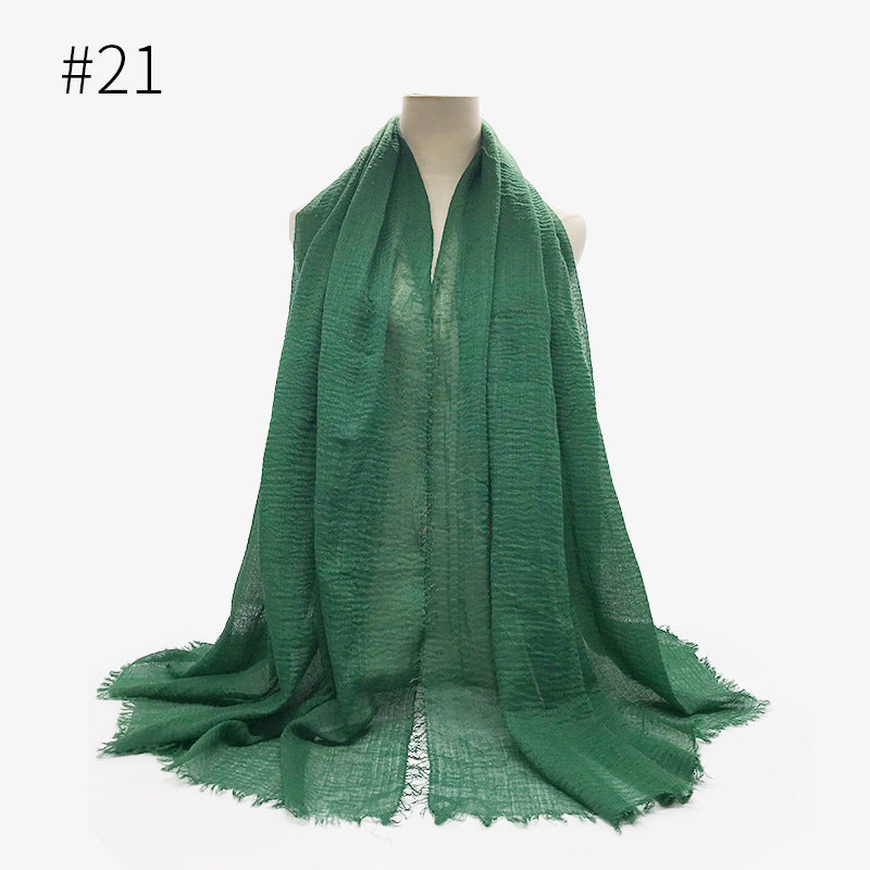 Soft Bubble Cotton Hijab with Fringes – Elegant & Cozy