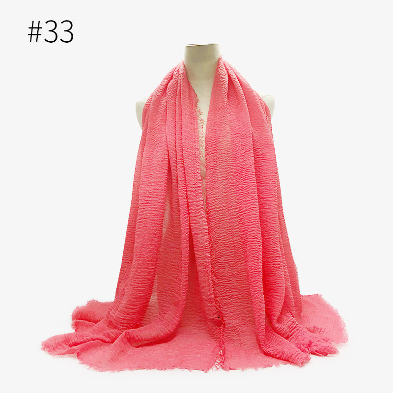 Soft Bubble Cotton Hijab with Fringes – Elegant & Cozy