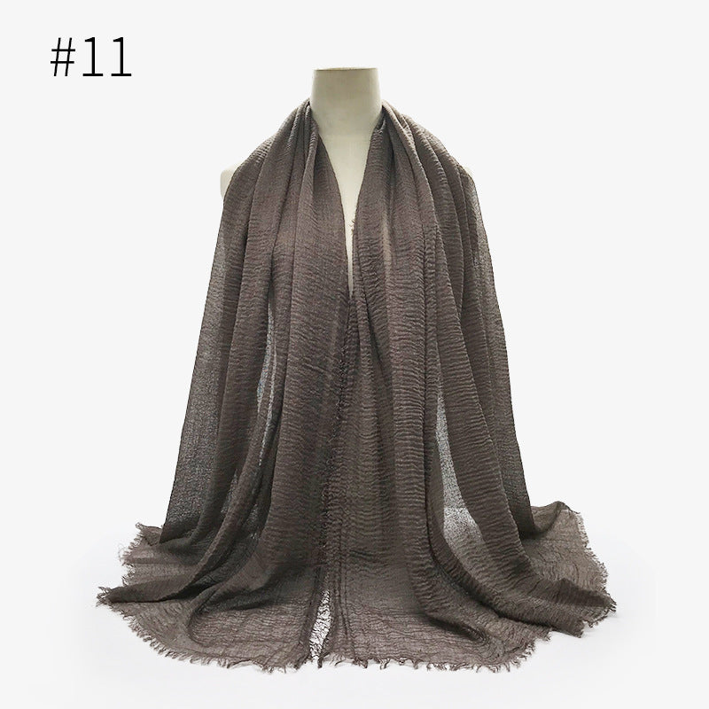 Soft Bubble Cotton Hijab with Fringes – Elegant & Cozy
