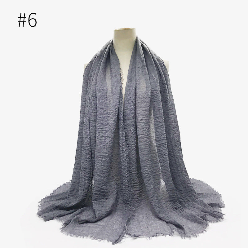Soft Bubble Cotton Hijab with Fringes – Elegant & Cozy
