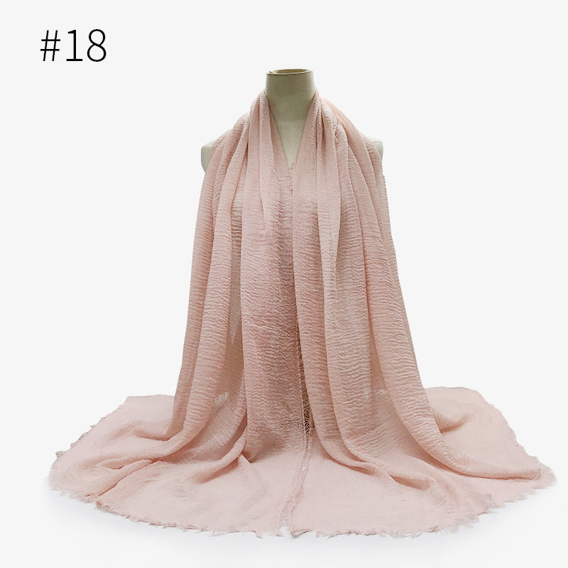 Soft Bubble Cotton Hijab with Fringes – Elegant & Cozy
