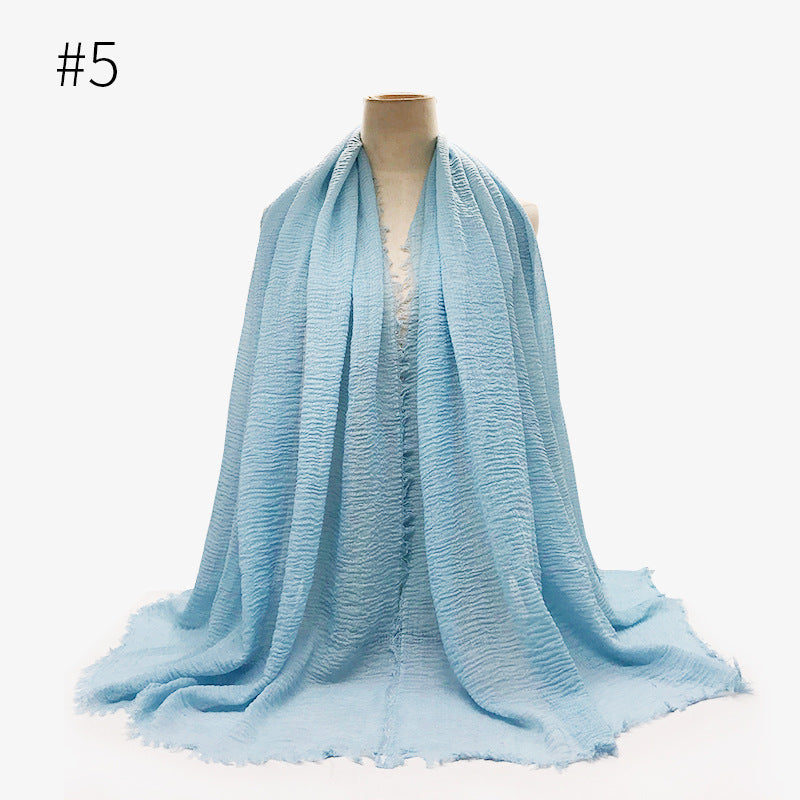Soft Bubble Cotton Hijab with Fringes – Elegant & Cozy