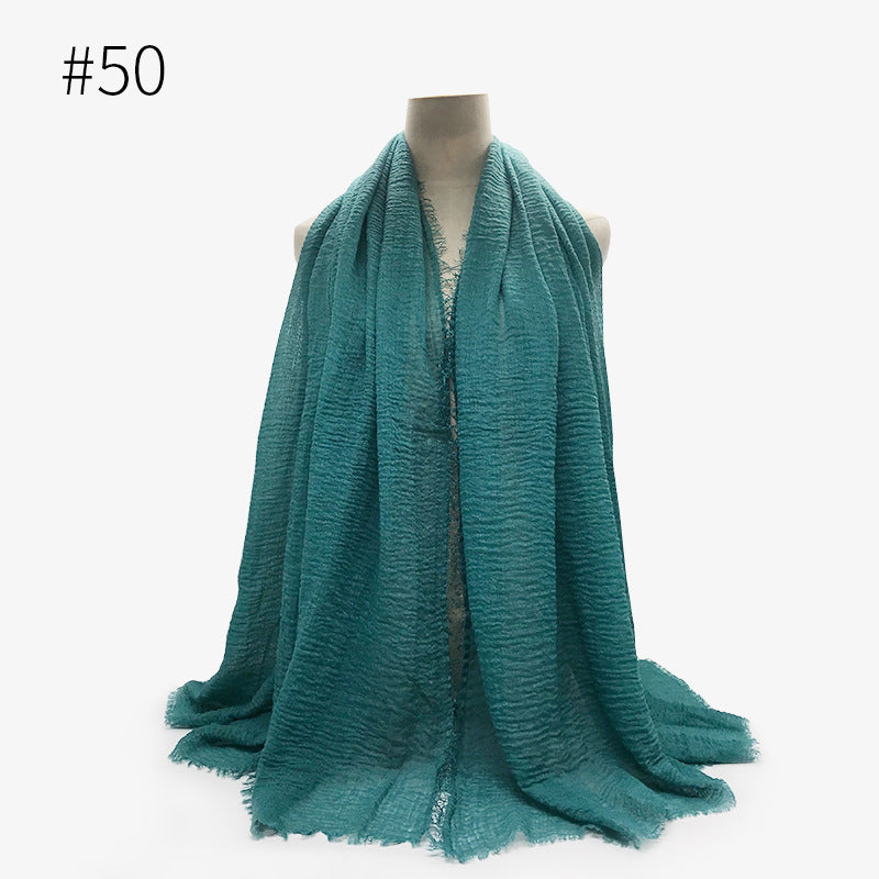Soft Bubble Cotton Hijab with Fringes – Elegant & Cozy