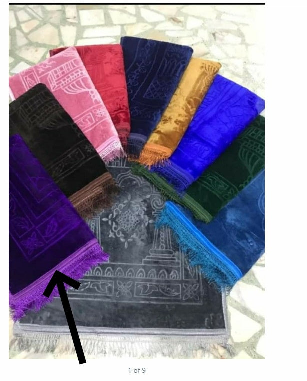 Raschel Embossed Prayer Mat with Tassels – Soft & Elegant