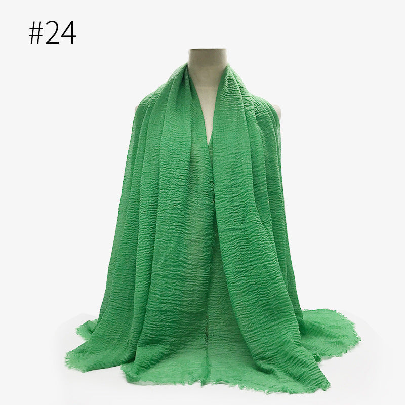 Soft Bubble Cotton Hijab with Fringes – Elegant & Cozy