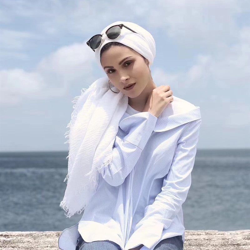 Soft Bubble Cotton Hijab with Fringes – Elegant & Cozy