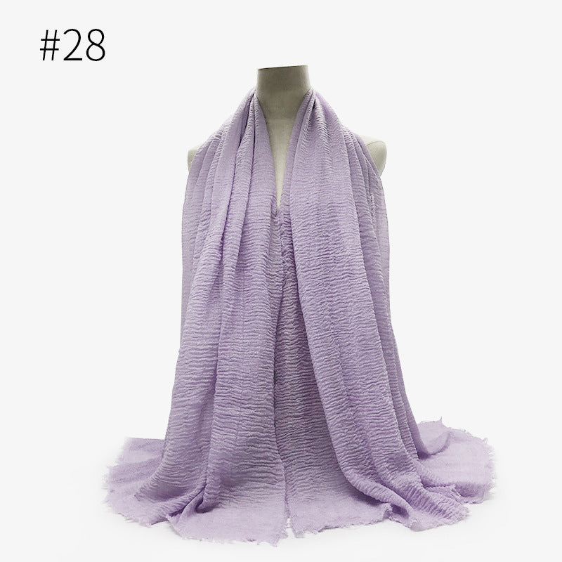 Soft Bubble Cotton Hijab with Fringes – Elegant & Cozy