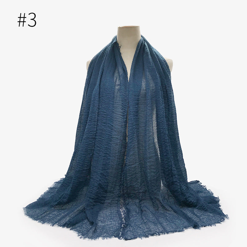 Soft Bubble Cotton Hijab with Fringes – Elegant & Cozy