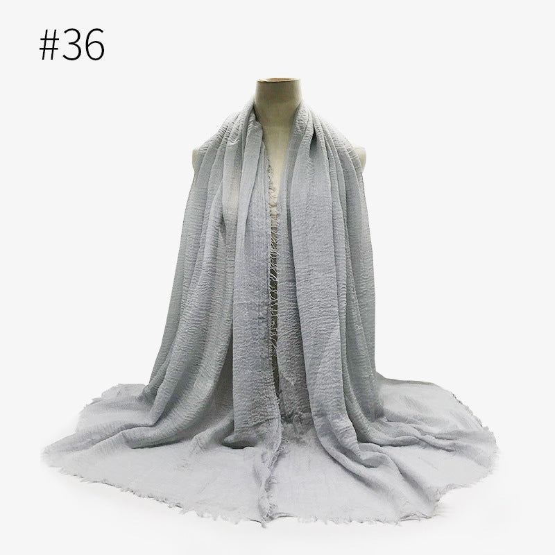 Soft Bubble Cotton Hijab with Fringes – Elegant & Cozy